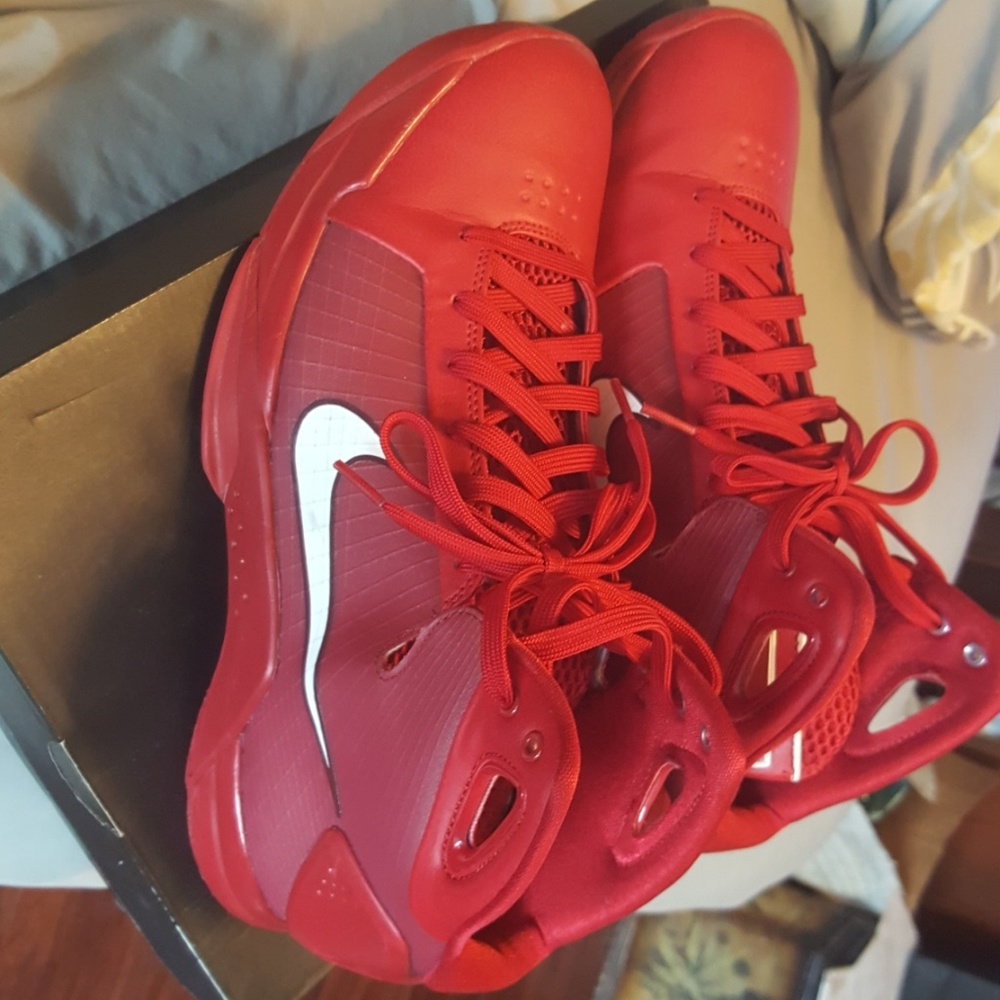 Nike Hyperdunks (originally launched 2008) sz 12